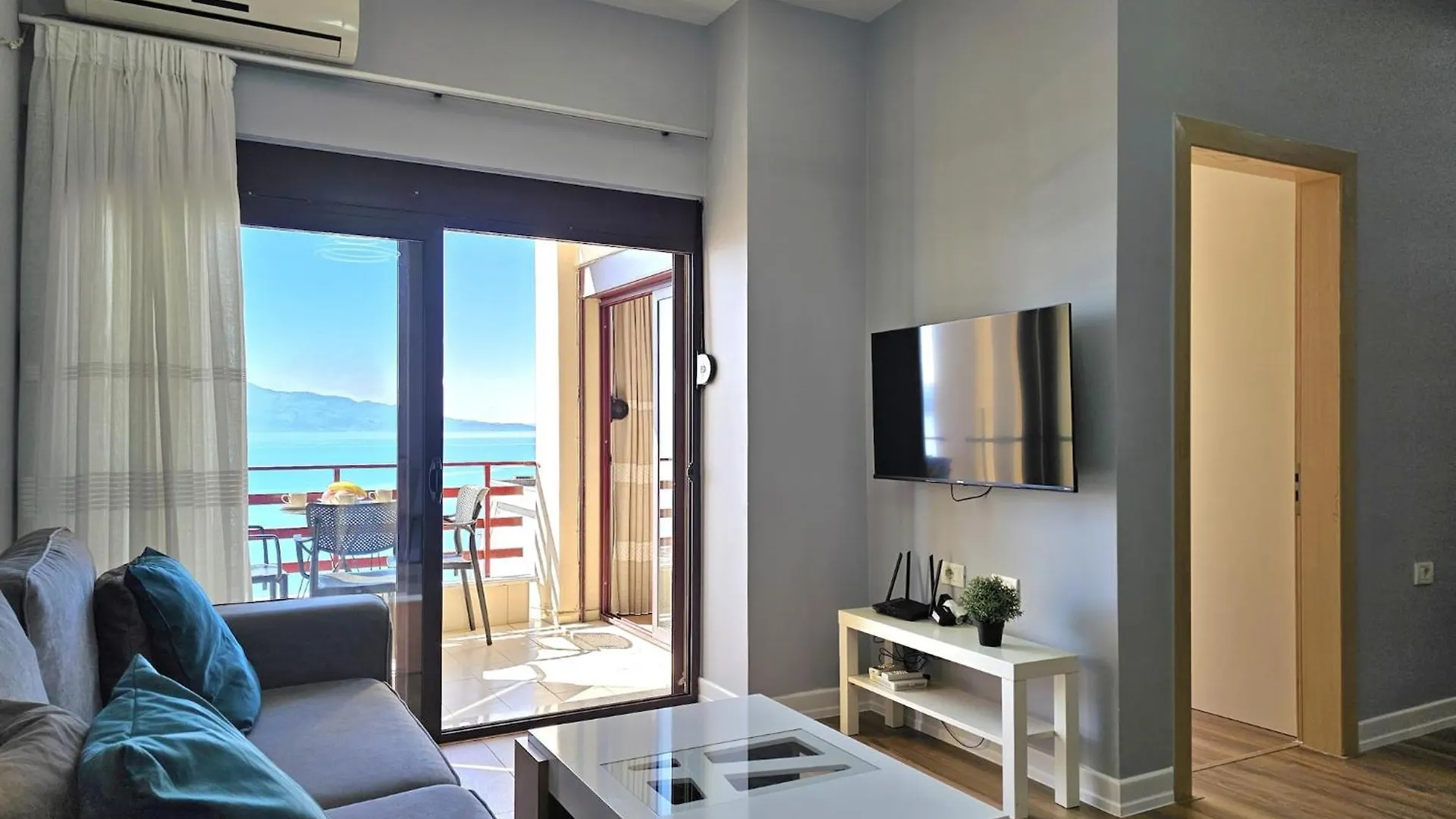 Modern Apartment For Three Guests Sarandë